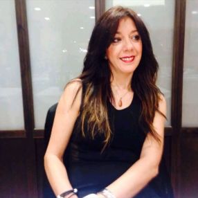 Ana, Niñera o canguro en Graus