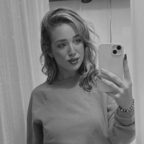 Lucia, Babysitter in Moguer
