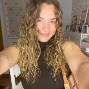 Carmen, Niñera o canguro en Pepino