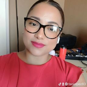 Tania, Babysitter in Esplugues de Llobregat