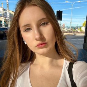 Daryna, Niñera o canguro en Barbadás