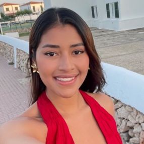 Juliana, Niñera o canguro en Fuengirola