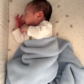 Luna, Familia en Olivella