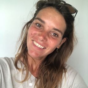 Daphne, Niñera o canguro en Illes Balears