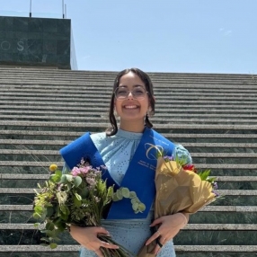 Mireya, Niñera o canguro en Campohermoso