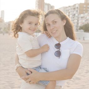 Claudia, Familia en Benidorm
