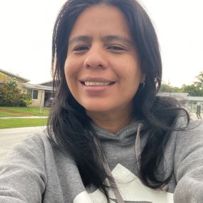 Shirley, Niñera o canguro en Villanueva de los Infantes