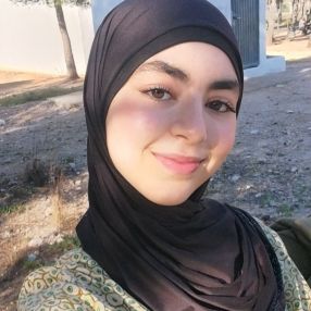 Samiha, Niñera o canguro en Alginet