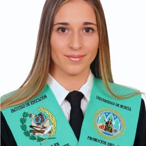 Noelia, Niñera o canguro en Torre-Pacheco