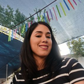 Sandra Vanessa, Babysitter in Marchena