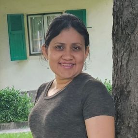 Mirian Sarai, Niñera o canguro en Beasain