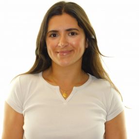 Rosa, Babysitter in Olivares