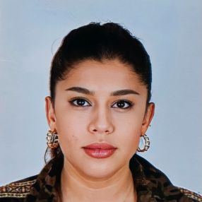 Jade, Babysitter in San Vicente del Raspeig
