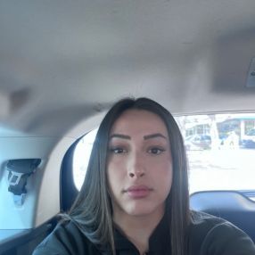 Michelle amella, Babysitter in Felanitx