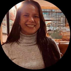 Mariana, Niñera o canguro en Corvera