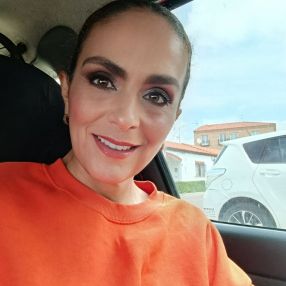 Ana layla, Niñera o canguro en Yepes