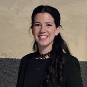 Lydia, Niñera o canguro en Utrera