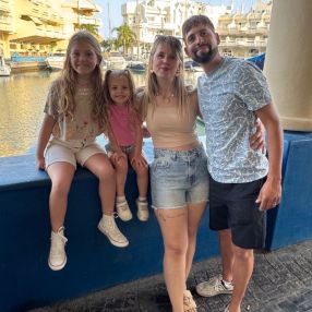 Ana, Family in Estación de Cártama