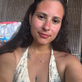 Lina maria, Niñera o canguro en Sabiñánigo