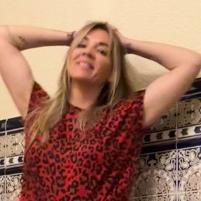 María Jesús, Babysitter in Meaño