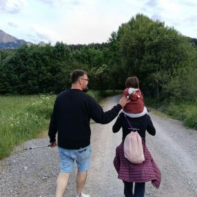 Cristina, Familia en Zaragoza