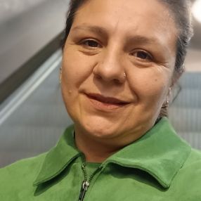 Jenny, Niñera o canguro en Cornellà de Llobregat
