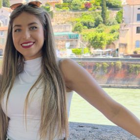Nerea, Babysitter in Paterna
