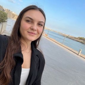 Katia, Niñera o canguro en Guadassuar