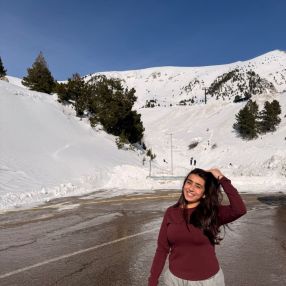 Salma, Niñera o canguro en Manresa