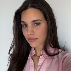 Elisa, Niñera o canguro en Antigua