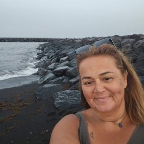 Ana Sandra, Niñera o canguro en Güimar
