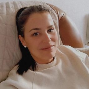 Nieves, Niñera o canguro en Mocejón