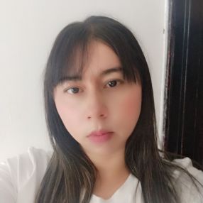Mary, Babysitter in Don Benito