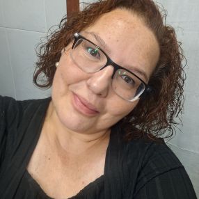 Rocío, Babysitter in Sarón