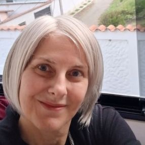 Marjorie, Niñera o canguro en Salceda de Caselas