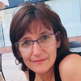 Isabel, Niñera o canguro en Castellbisbal
