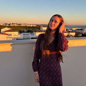 Virginia, Babysitter in Santa Cruz del Retamar