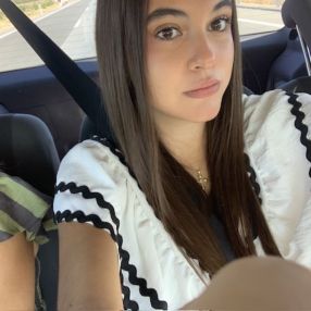 Belén, Niñera o canguro en La Carlota