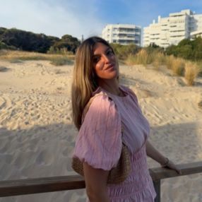Blanca, Niñera o canguro en El Puerto de Santa María