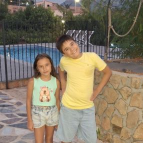 Leticia, Familia en Valdemoro