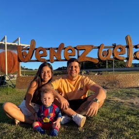 Andrea Carolina, Familia en Montornès del Vallès