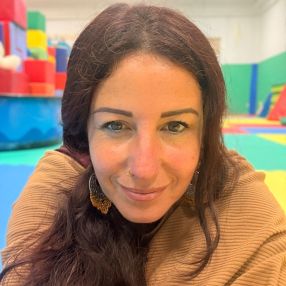 Miryam Biosca Psicomotricista, Niñera o canguro en Consell