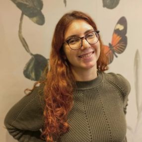 Ariana, Niñera o canguro en Calella
