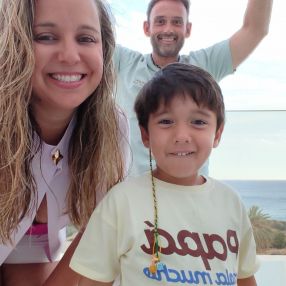Pilar, Familia en Gelves