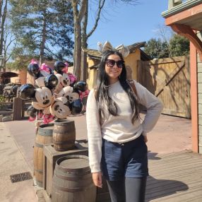 Flavia, Babysitter in Burjasot