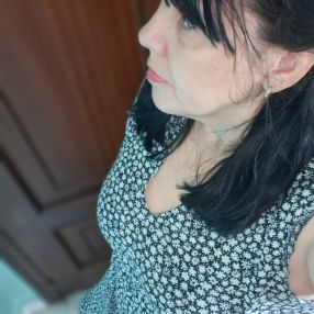 Gabriela, Niñera o canguro en perillo