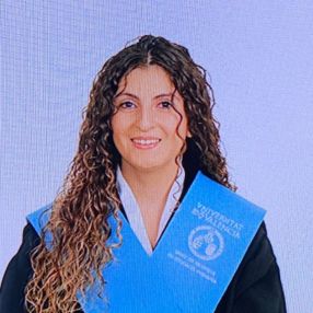 Gloria, Niñera o canguro en El Verger