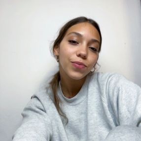 Daniela Varela, Babysitter in Sencelles