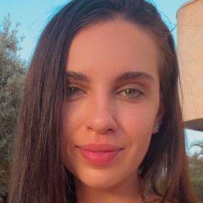 Alícia, Babysitter in Elche