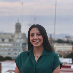 Noelia, Niñera o canguro en Villarrobledo